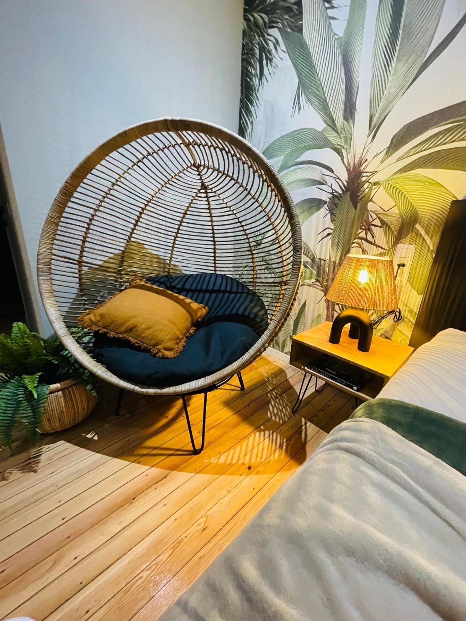 Appartement Exotique Avec Bain Balneo Lieja Exterior foto